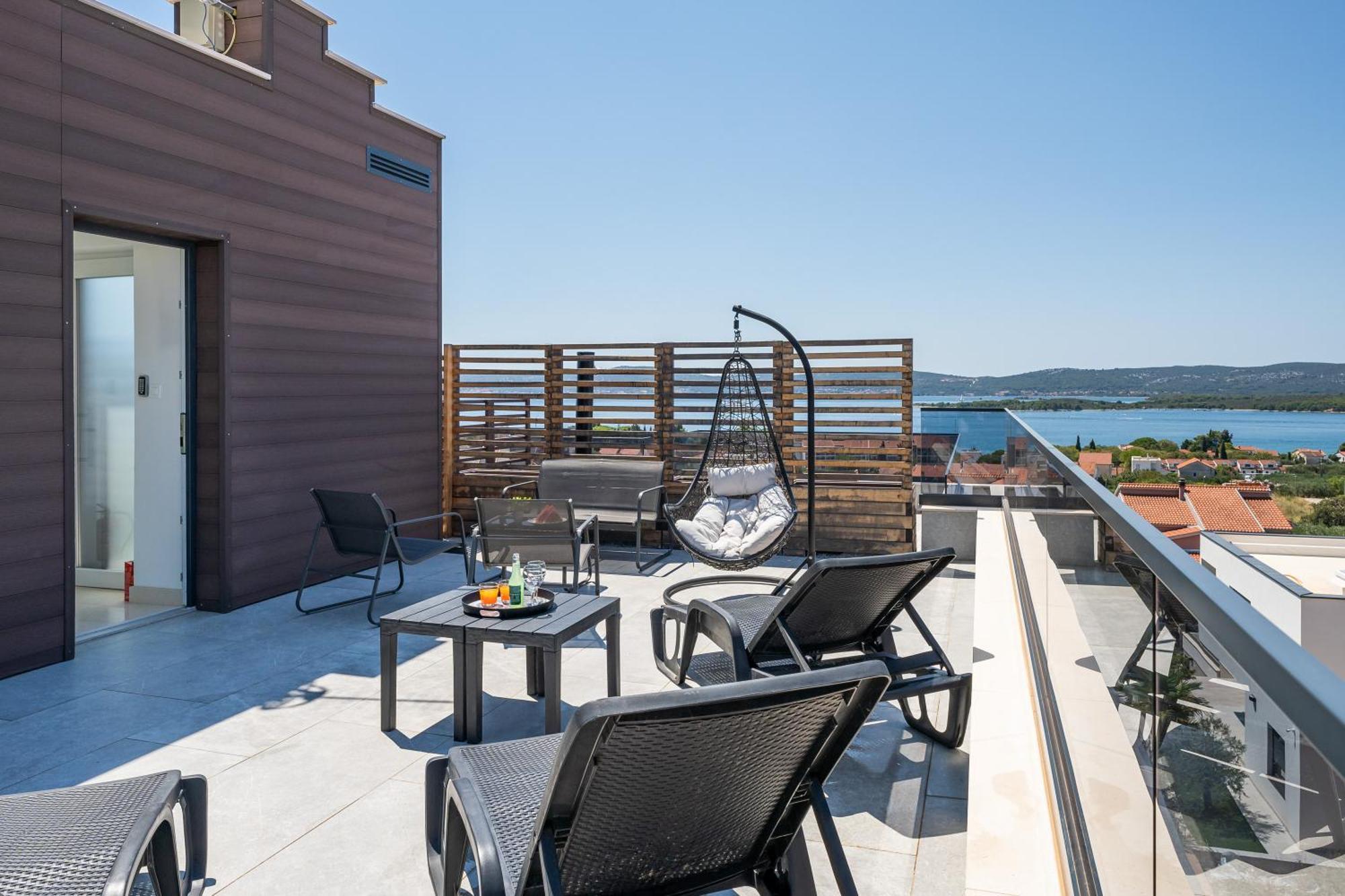 Sea Bay View Apartment - Appartement Avec Piscine Et Magnifique Vue Sur Mer Sveti Filip i Jakov Exterior foto